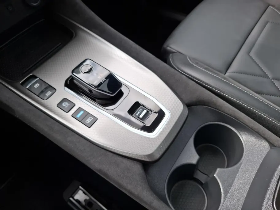 Nissan QASHQAI 1.5 e-Power N-Design | Elektrisch verstelbare stoel met geheugenfunctie | Elektrsiche achterklep | Verwaarmde voorruit, stoelen en stuur | Pano dak |