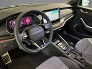 Škoda Octavia Combi 1.5TSI/150PK MHEV Sportline DSG · Panoramadak · Navigatie · 360°Camera + Parkeersensoren · Apple/Android Car Play · Garantie t/m 23-04-2030 of 100000km.
