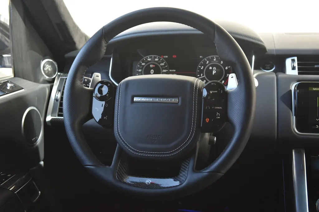 Land Rover Range Rover Sport SVR
