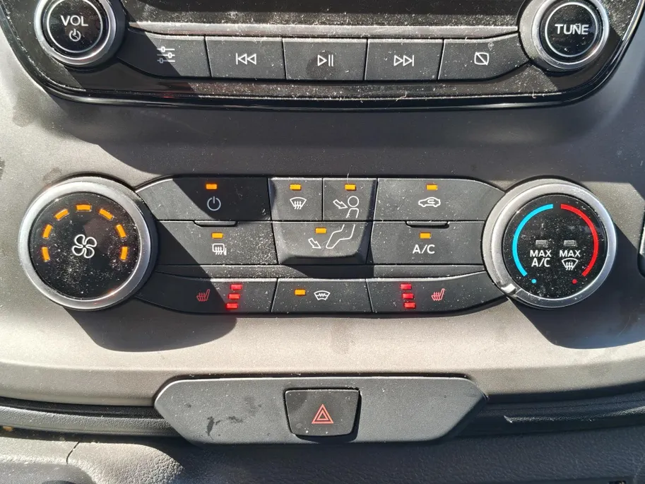 Ford Transit Custom 340 Benzine L1H1 PHEV DC | Benzine Plug-In Hybride | Snoeks dubbel cabine | Winter Pack