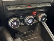 Renault Captur 145PK E-Tech Full Hybrid Engineered Automaat | 1e Eigenaar | Adaptieve Cruise Control | Apple Carplay/Android Auto | Camera | Parkeersensoren | Climate Control | Keyless | Digital Cockpit | Stuurwiel Verwarming |