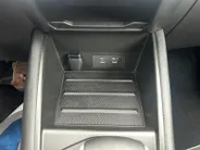 Renault Symbioz 1.6 E-Tech full hybrid 145 techno | Camera | Climate & Cruise Control | Draadloze Telefoonlader | Sfeer Verlichting | Draadloze Apple Carplay & Android Auto | 12 Maanden BOVAG Garantie