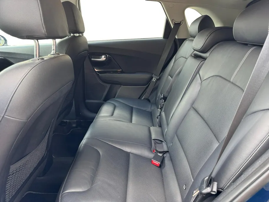 Kia Niro 1.6 GDi Hybrid BusinessLine | Airco | Navi | Camera | Trekhaak | Leder | Stoelverwarming| Stuurverwarming |