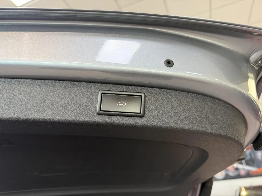 Škoda Kodiaq 1.4 TSI ACT Style Business Lederen bekleding - Navigatie - Achterruitrijcamera - Elektrische Trekhaak geremd 1800 kg