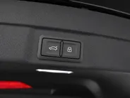 Audi RS5 Limousine e-hybrid 470 kW 639 PK · RS sportuitlaat · Topsnelheid 270 km/h · Head-up display · Panoramadak