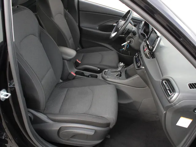 Hyundai i30 1.0 T-GDi MHEV Comfort Smart Automaat | Carplay/Android auto | Camera | Park sens