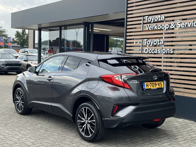 Toyota C-HR 1.2 Dynamic | Stuur en Stoelverwarming