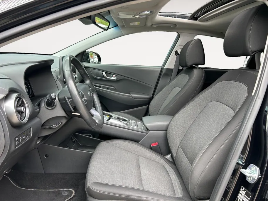 Hyundai Kona EV Comfort Smart 64 kWh | Apple Carplay/Android Auto | cruise control adaptief met Stop&Go | navigatiesysteem full map | Stoelverwarming | warmtepomp |