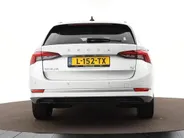 Škoda Octavia Combi 1.4 TSI iV PHEV 204pk DSG Business Edition · Stuur- & Stoelverwarming · Apple/Android Car Play · Cruise Control · Elek. Achterklep · Draadloze Telefoonlader ·