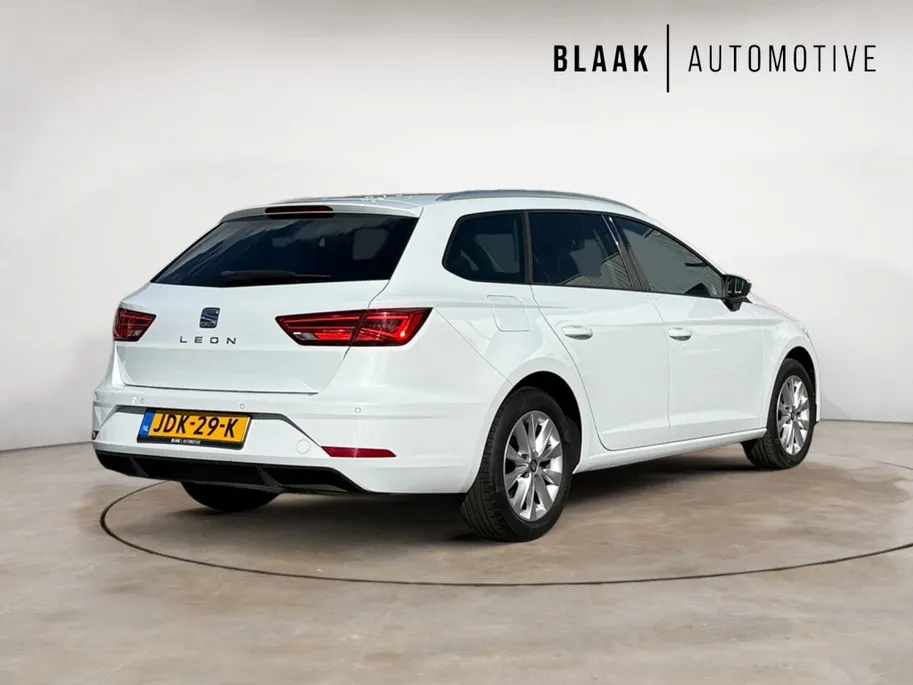 SEAT Leon ST 1.0 EcoTSI Style | Cruise control | Navigatie |