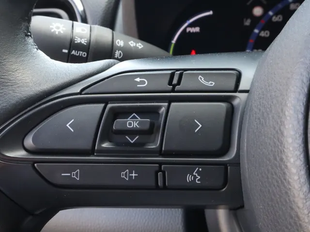 Toyota Yaris Cross 1.5 Hybrid Explore | Stoelverwarming | Parkeersensoren