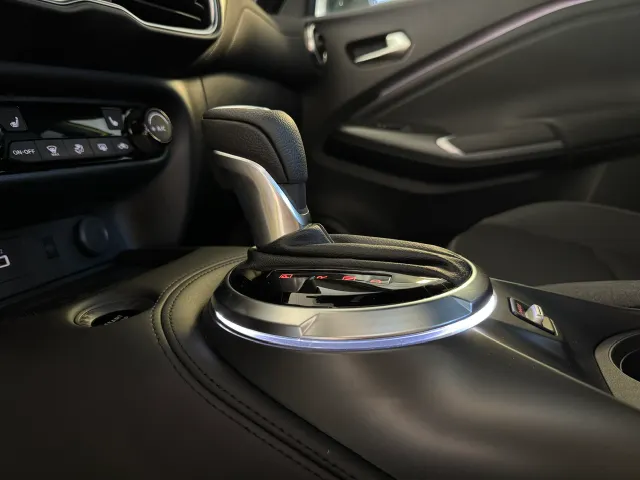 Nissan Juke Hybrid 143pk N-Design | NIEUW | Navigatie | App Connect | Blind Spot | 360-Camera | Keyless