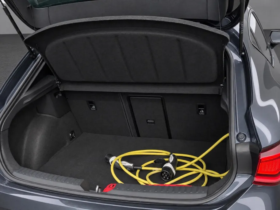 CUPRA Leon 1.4TSIeHybrid 180kW/245PK PHEV VZ · Leder/Stof · Apple/Android Car Play · Stoel- & stuurverwarming