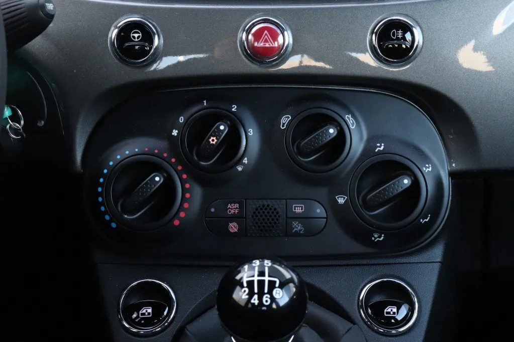 Fiat 500 1.0 Hybrid 70 PK Cult | Airco | Cruise | BTW