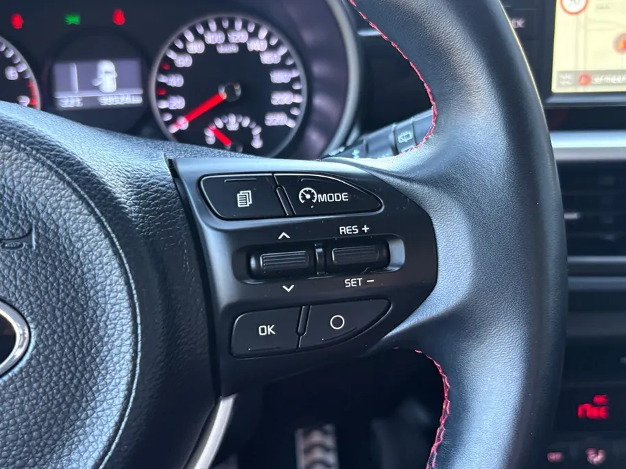 Kia Picanto 1.2 CVVT GT-Line | 84 PK! | Camera | Keyless |Leder | Stoel + Stuurverwarming | Apple Carplay | Android Auto | Lichtmetalen Velgen |