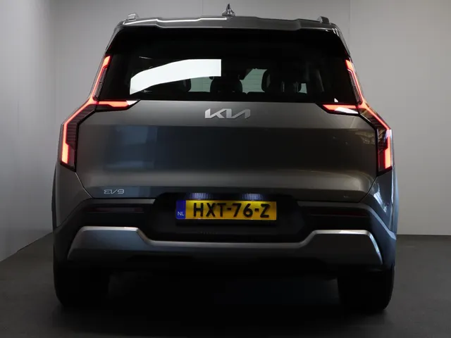 Kia EV9 First Edition 76.1 kWh