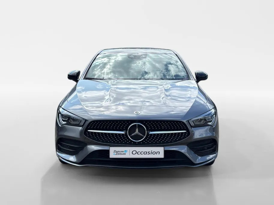 Mercedes-Benz CLA 250 e AMG Line | Adapt. Cruise Control | Rondomzicht camera | Apple Carplay/Android Auto | 18' inch velgen |
