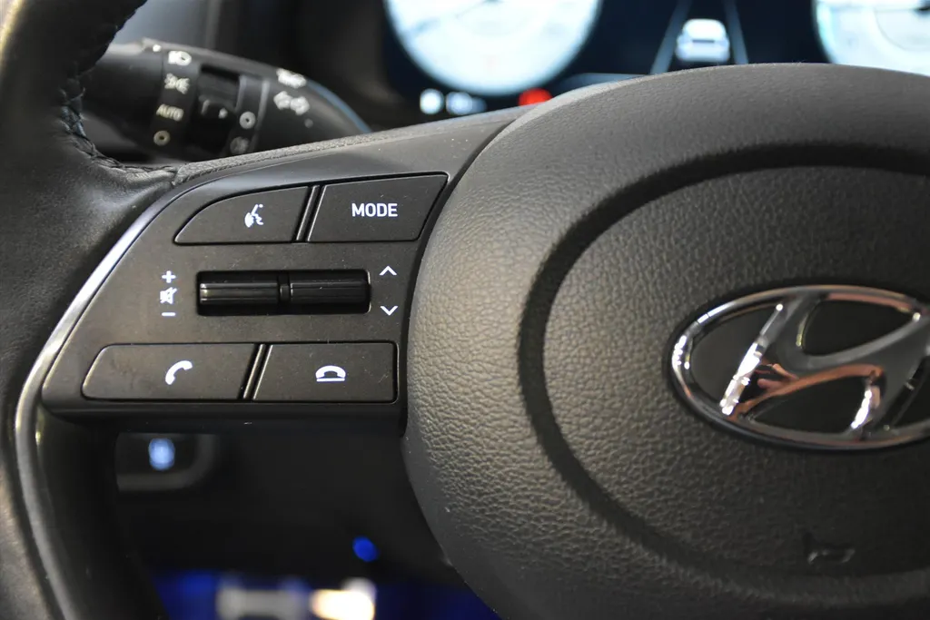 Hyundai Bayon 1.0 T-GDI 48V 100PK 7DCT Premium Automaat | Carplay/ Android Auto Navi | Camera |Clima | Cruise | Trekhaak