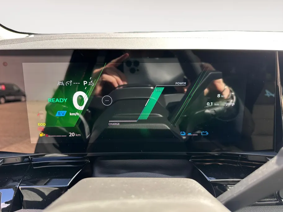 Renault Austral 1.2 E-Tech full hybrid 200 esprit Alpine | Nu Met 5 Jaar Fabrieksgarantie | Direct Leverbaar | Nu Met 4000 euro Voorraadkorting Bij Zeeuw & Zeeuw Renault Naaldwijk |