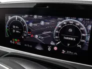 Volkswagen Passat Variant 1.5 eHybrid 272pk DSG R-Line Edition · Panoramadak · Inklap. Trekhaak · 360 Camera · Keyless · Matrix LED · Elek. Achterklep · Head-Up Display · Garantie t/m 13-11-2030 of 100.000km