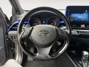 Toyota C-HR 1.8 Hybrid Bi-Tone LM VELGEN | LEDER BEKLEDING | STOELVERWARMING | CLIMA | NAVI