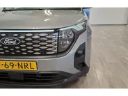 Ford E-Transit Courier Limited 136 PK 44 kWh accu