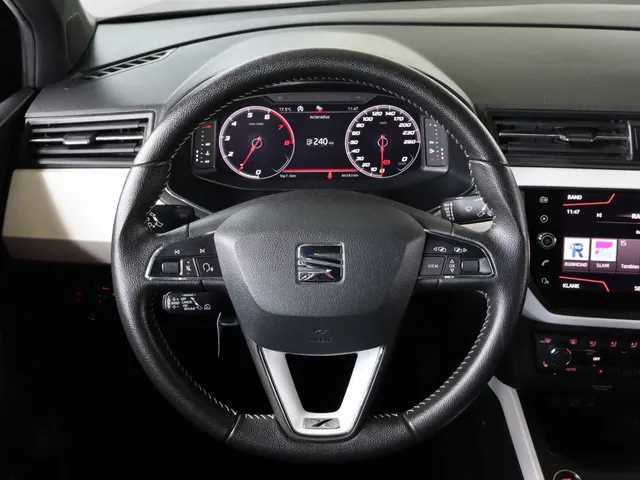 SEAT Arona 1.0 TSI Xcellence Business Intense | Stoelverwarming | Camera