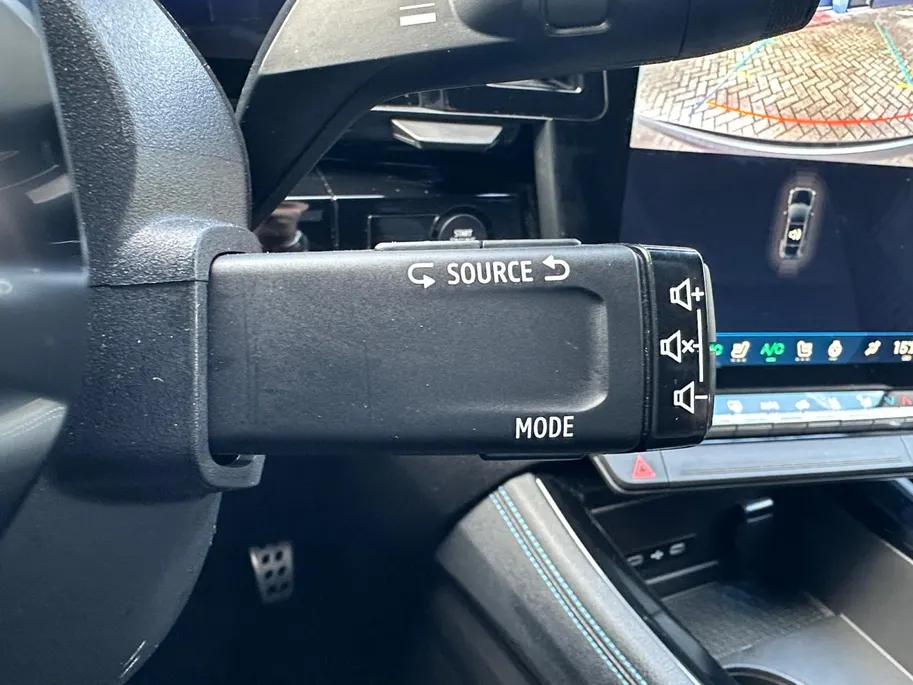 Renault Austral 1.2 E-Tech full hybrid 200 esprit Alpine | Automaat | Automatische Achterklep | Cruise & Climate Control | Stoel & Stuurverwarming | Apple Carplay & Android Auto | Camera | 12 Maanden BOVAG Garantie