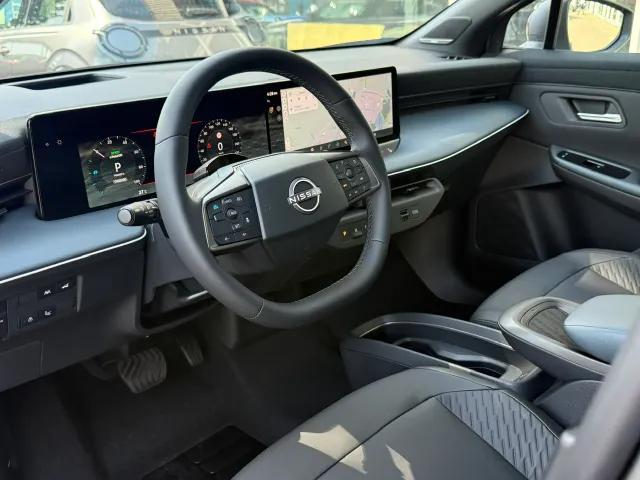 Nissan Leaf 52 kWh Evolve | 445km WLTP | Leder | BOSE | App Connect | Navigatie | 360-Camera | Keyless