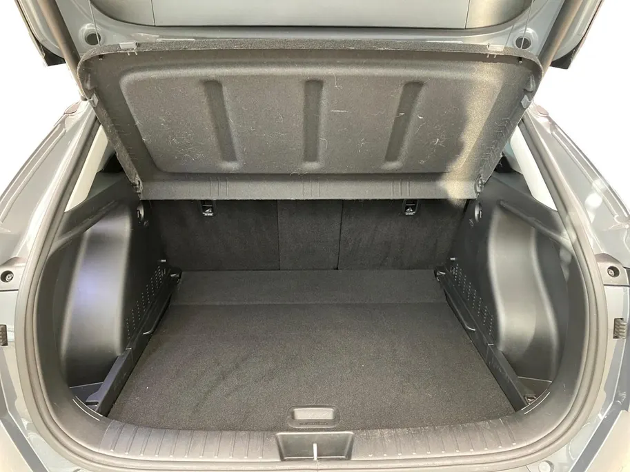 Hyundai Kona 1.6 GDi Hybrid Comfort Smart | Elektrsche achterklep | Stoelverwarming | Navigatie | Parkeercamera |
