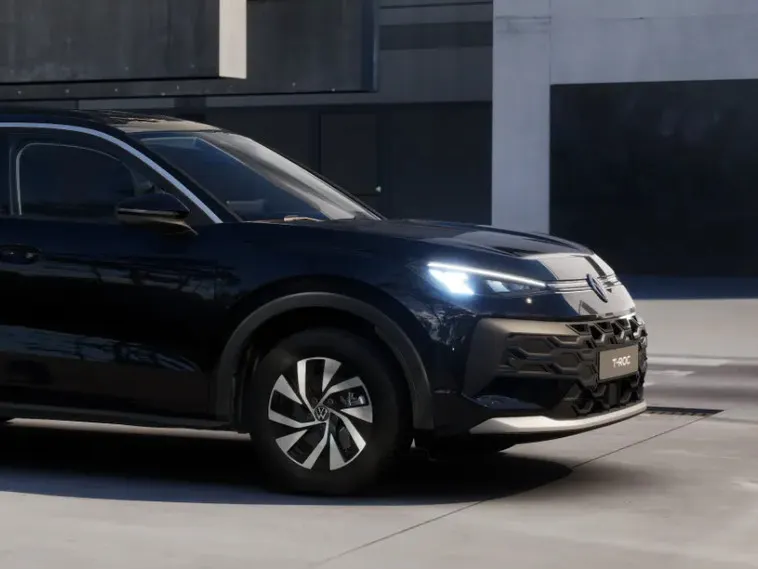 Volkswagen T-Roc Limited Edition 1.5 eTSI 116 PK 7 versn. DSG · Comfort pakket · Achteruitrijcamera · Draadloze telefoonlader · Voorraad OUTLET · Prijs is inclusief inruilpremie ·