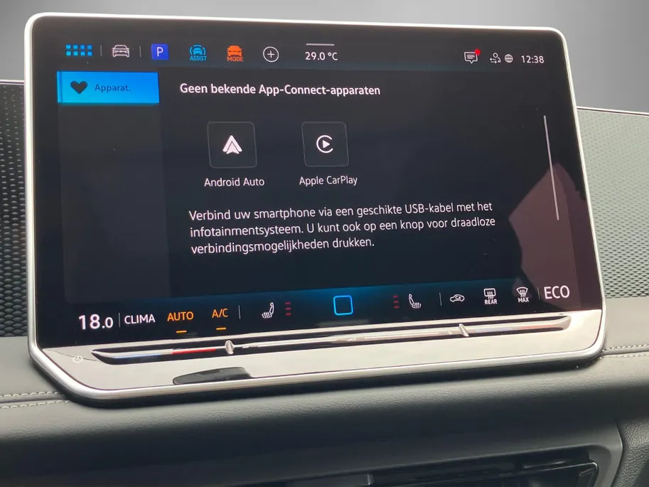 Volkswagen Tiguan 1.5 eHybrid 204pk DSG Life Panoramadak · Trekhaak · Camera + Parkeersensoren · 20' Garantie t/m 23-07-2028 of 100000KM