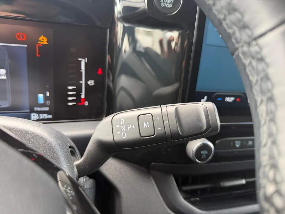 Ford Transit Custom 300 2.0 TDCI L2H1 Sport | Automaat | Adapt. Cruise control | BLIS | Winter pack | Elektr. bestuurdersstoel | Parkeersensoren voor en achter | Achteruitrijcamera | Navigatie | Apple carplay & Android auto | 18' lichtmetalen velgen | Bovag garantie |