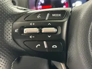 Kia Stonic 1.0 T-GDi MHEV GT-Line | Navigatie | Lederen bekleding | 17'' L.M. Velgen