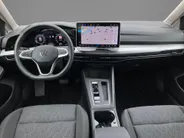 Volkswagen Golf 1.5eTSI/150PK Life Edition · Apple/Android Car Play · Navigatie · Head-Up display · Stoel-& stuurverwarming · Garantie t/m 21-04-2030 of 100000km.