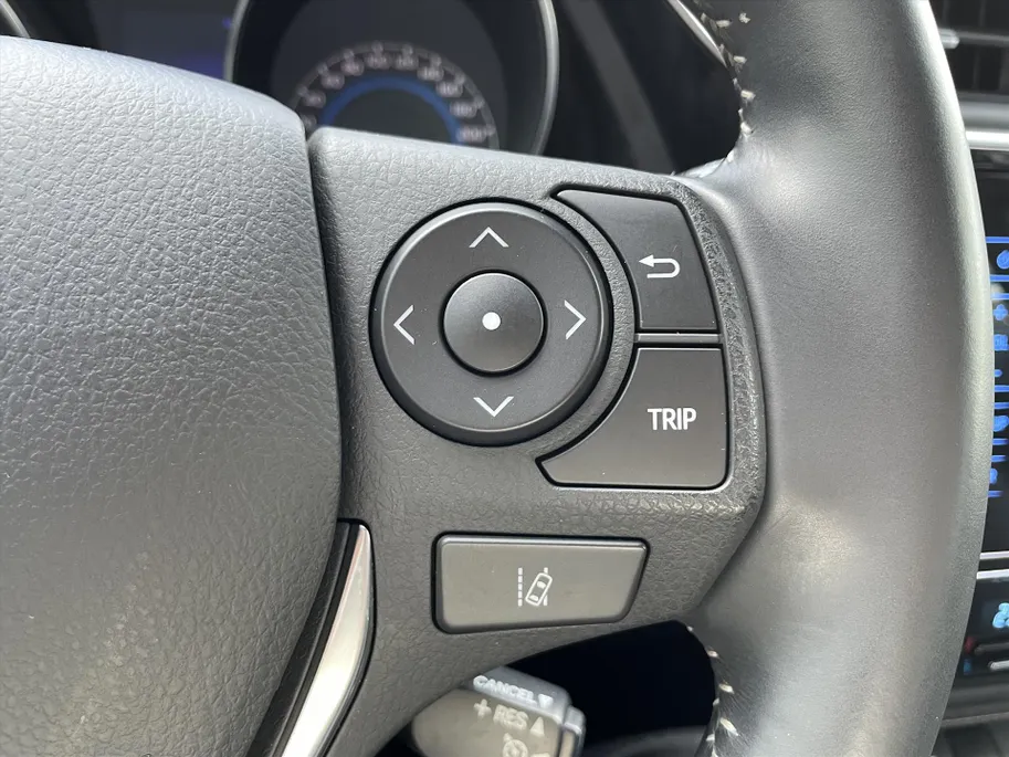 Toyota Auris 1.8 Hybrid CVT Active / Allseasonbanden / Climate en cruisecontrol! /
