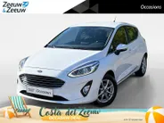 Ford Fiesta 1.0 EcoBoost Titanium | 1e Eigenaar | NL-Auto | Trekhaak | Climate Control | Parkeersensoren | Cruise Control | Lichtmetalen velgen |