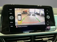 Volkswagen T-Roc 1.0TSI/115PK Life Edition · Apple/Android Car Play· Camera + Parkeersensoren · Keyless · 27-06-2028 of 100000km.