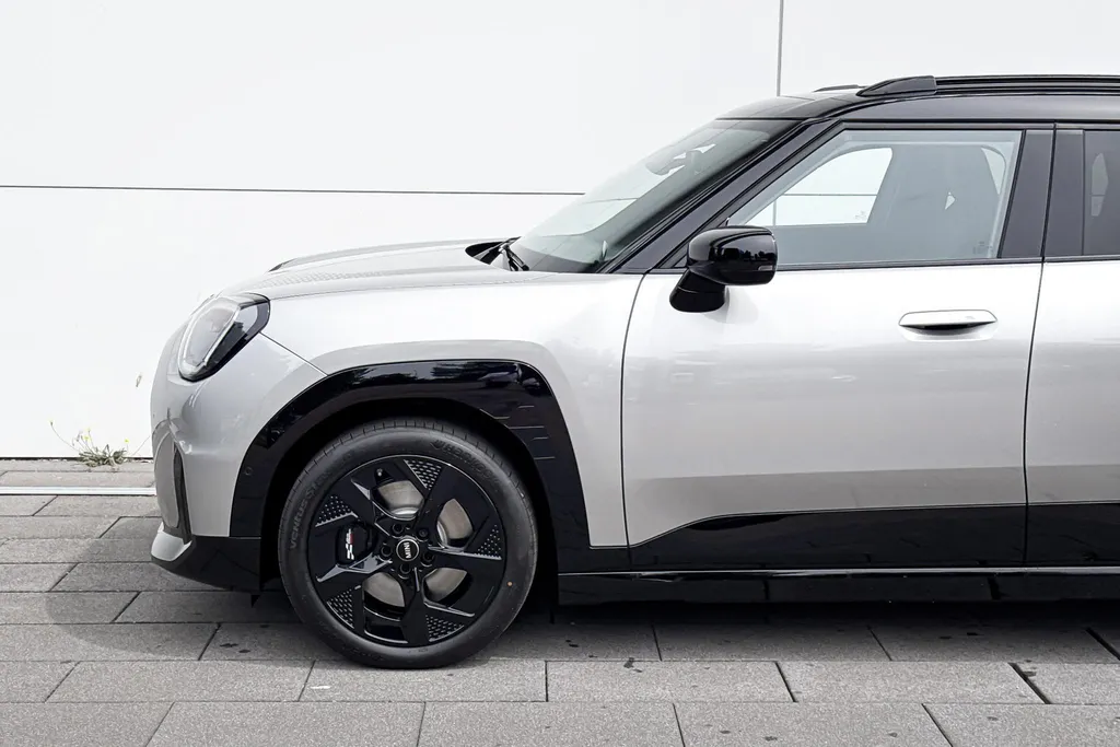 MINI Aceman SE John Cooper Works M 54.2 kWh