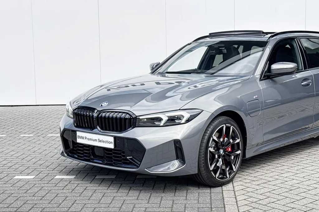 BMW 3 Serie Touring 330e