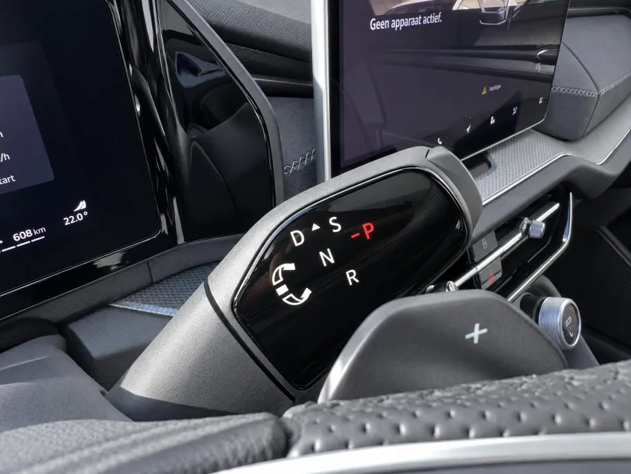 Škoda Kodiaq 1.5 TSI 204pk DSG PHEV Sportline Business · Panoramadak · Camera · Wegklapbare Trekhaak · Keyless · Elek. Voorstoel · 19'' Inch · Garantie t/m 29-06-2030 of 100.000km