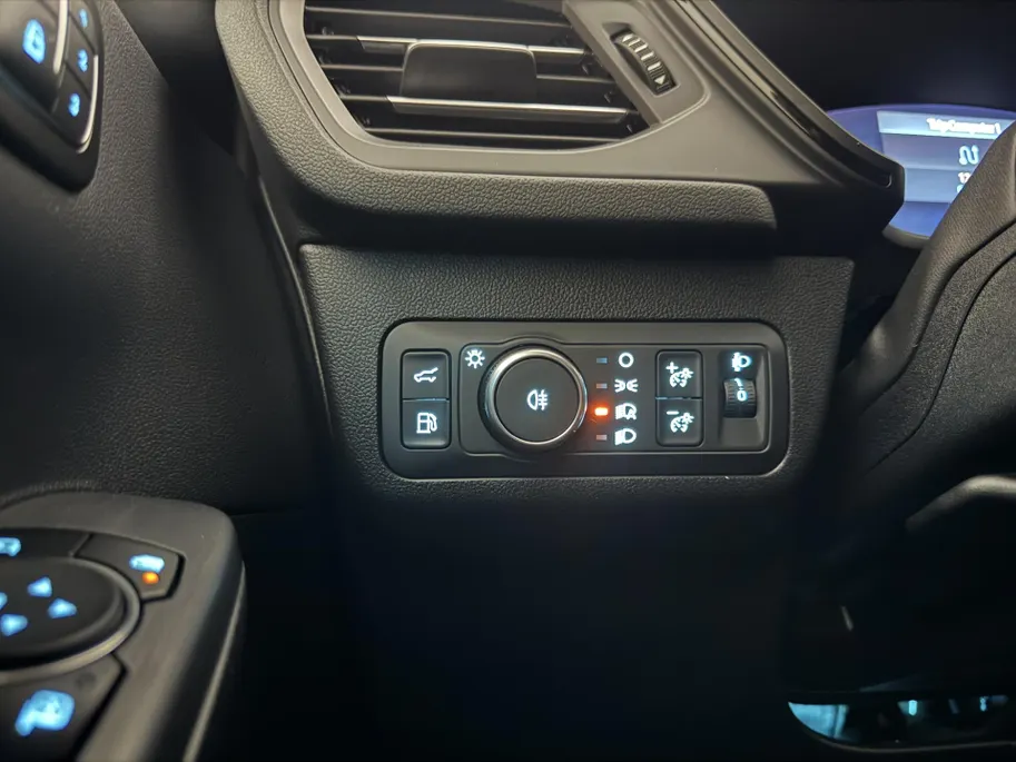 Ford Kuga 2.5 PHEV ST-Line X DIT IS EEN VOORRAADAUTO! | Elektrisch Wegklapbare Trekhaak | Winter Pack |