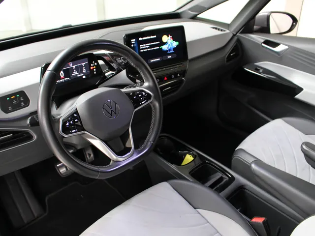 Volkswagen ID.3 Pro Edition 58 kWh Navigatie | Warmtepomp | 18' 'East Derry' | Keyless | 92 % SoH