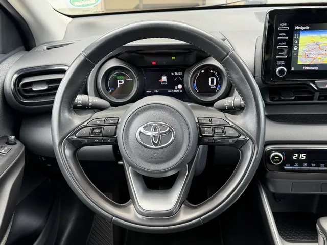 Toyota Yaris 1.5 Hyb. Dynamic | 1e Eigenaar | Dealer Onderhouden | Camera |