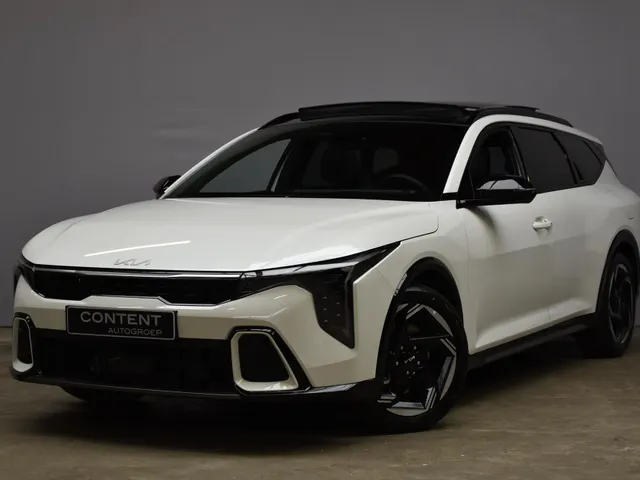 Kia K4