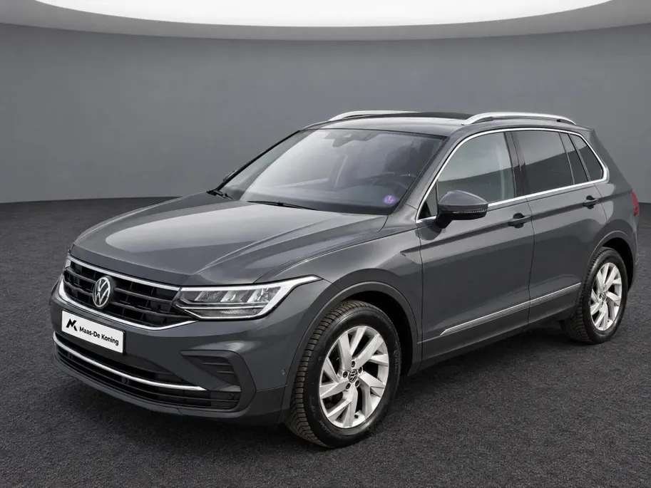 Volkswagen Tiguan 1.5TSI/150PK Life Business Trekhaak · Camera + parkeersensoren · Navigatie