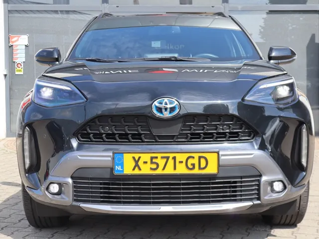 Toyota Yaris Cross 1.5 Hybrid Explore | Stoelverwarming | Parkeersensoren