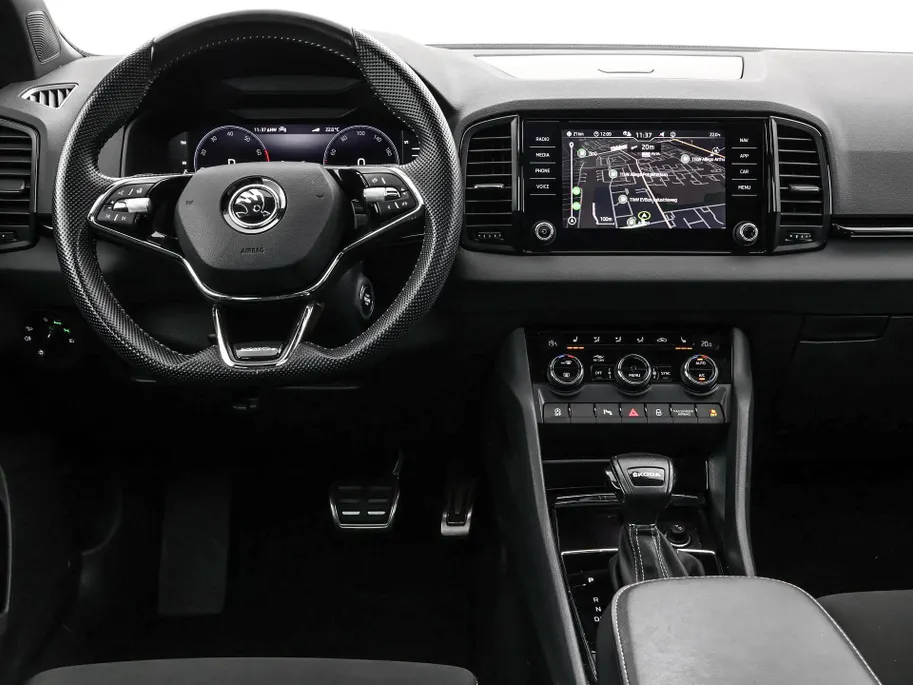 Škoda Karoq 1.5 TSI 150pk DSG ACT Sportline Business · Panoramadak · Camera · Cruise Control · Apple/Android Car Play · 18'' Inch ·