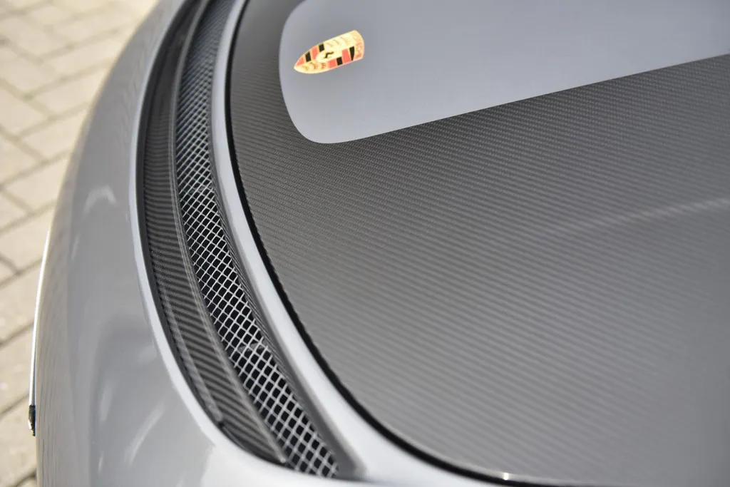 Porsche 911 GT2 RS 3.8