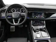Audi Q8 55 TFSI e quattro Pro Line S 394 PK · 22' LM Velgen · Glazen panorama dak · B&O Premium 3D · Assist. plus, remote park · Stoelventilatie + Massage · Trekhaak · Servosluiting